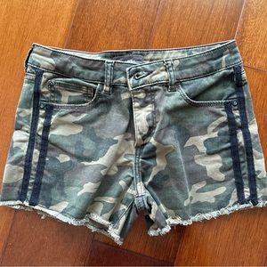 DL1961 Girls denim shorts